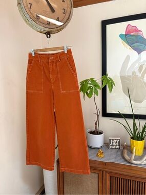 Benetton Wide-Leg Cropped Rust Orange Utility Pants. 100 % Cotton